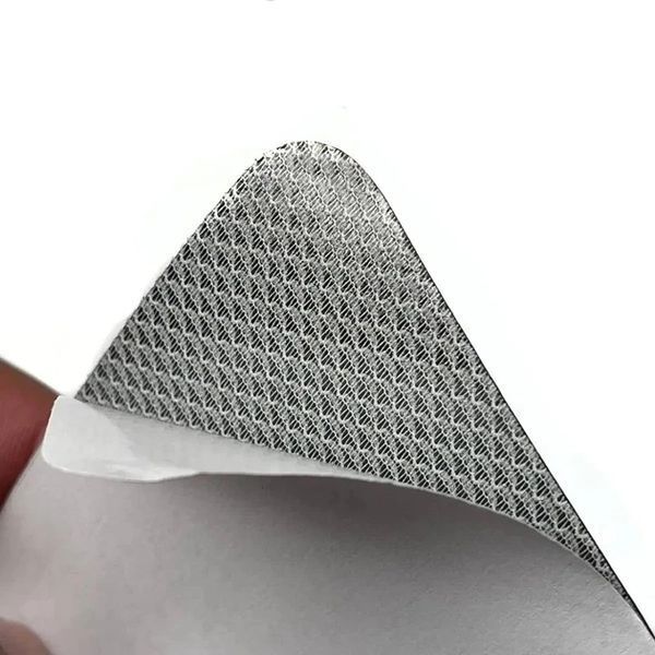 Защитная пленка на пороги авто Mitsubishi Карбон 4D 4шт &mdash; основное фото товара
