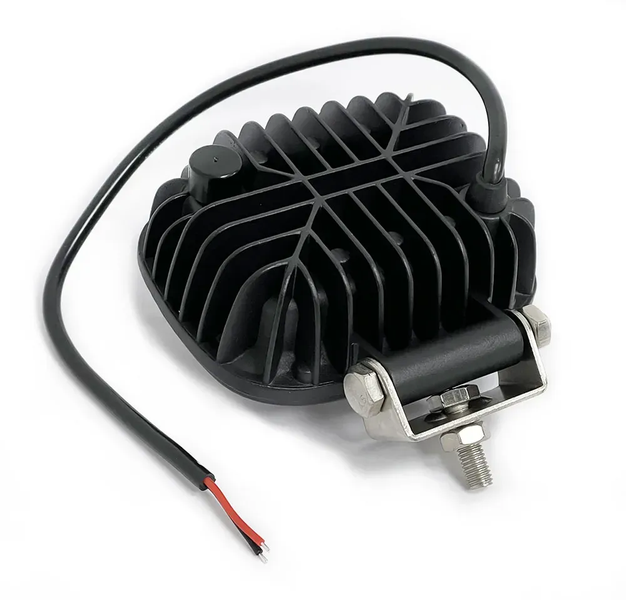LED рабочая фара Leader квадратная 45W Combo 10&ndash;30V 120&times;100&times;60 мм 3&times;15W перевернутый корпус 9966 (4128)