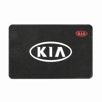Антискользящий коврик в машину на торпеду KIA