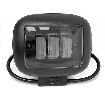LED рабочая фара Leader квадратная 45W Combo 10&ndash;30V 120&times;100&times;60 мм 3&times;15W матовое стекло 99BB (4158)