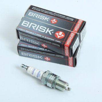 Свічки - "Brisk" - LR15YC.1К SUPER Зазор-0.8мм, ключ-21 (2108-09\2121\Ланос 1.4 (резистор) (1314) &mdash; основне фото товару
