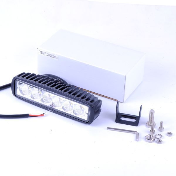 Leader робоча led фара прямокутна 18W Spot 160x46x57 мм &mdash; основне фото товару