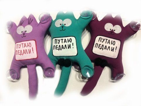 Игрушка на присоске "Кот Саймон" Путаю Педали! &mdash; основное фото товара