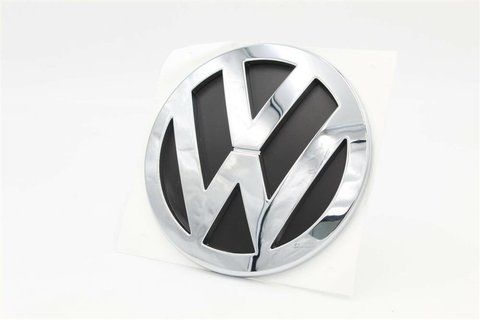 Эмблема "VW" 130мм (T5, задняя, 7H0853630ULM) &mdash; основное фото товара