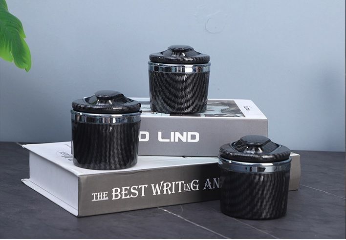 Попільничка "Car Ashtray" BMW CARBON підсвітка (керамічна чаша) 8х8х6,5см &mdash; основне фото товару