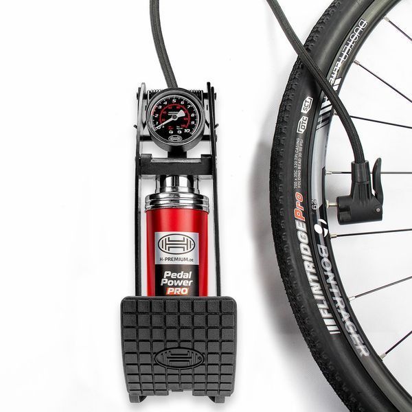 Heyner Pedal Power Pro 215000 ножной насос 1-цилиндровый 7 Атм манометр 3 адаптера шланг 60 см &mdash; основное фото товара