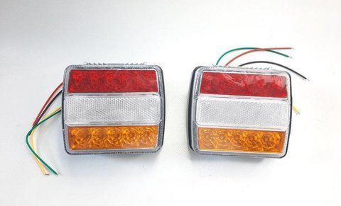 задний фонарь квадратный LED 12V с проводом 110x100x40 мм 2 шт (LED-15) &mdash; основное фото товара